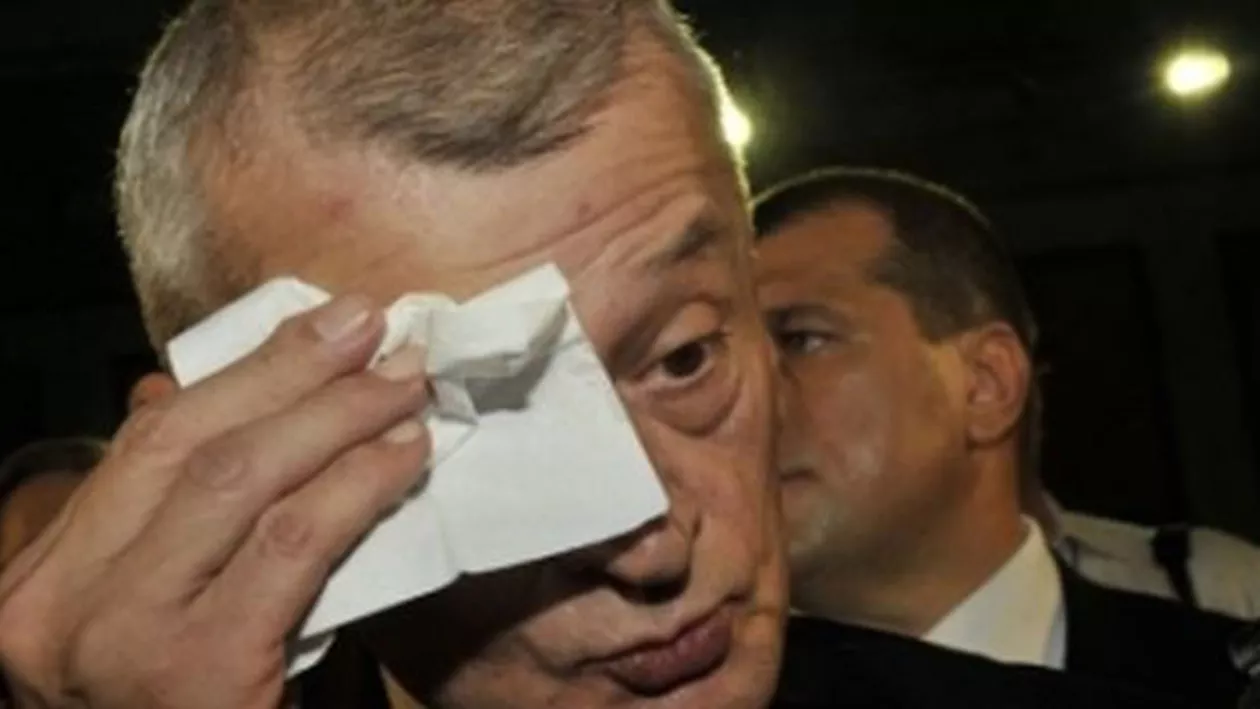 Avocatul lui Sorin Oprescu: Medicii i-au stabilizat glicemia. A ajuns la patru doze de insulină pe zi