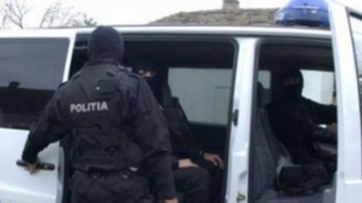 Percheziții într-un dosar de delapidare cu prejudiciu de 600.000 lei în dauna Complexului Energetic Oltenia