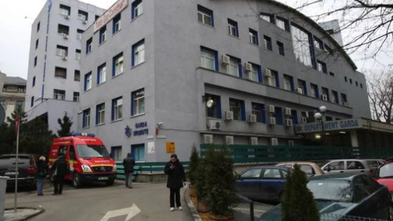 Donație pentru Spitalul Floreasca: Unitatea spitalicească a primit două paturi moderne care pot fi coborâte până la 25 de centimetri de sol pentru preluarea pacienților