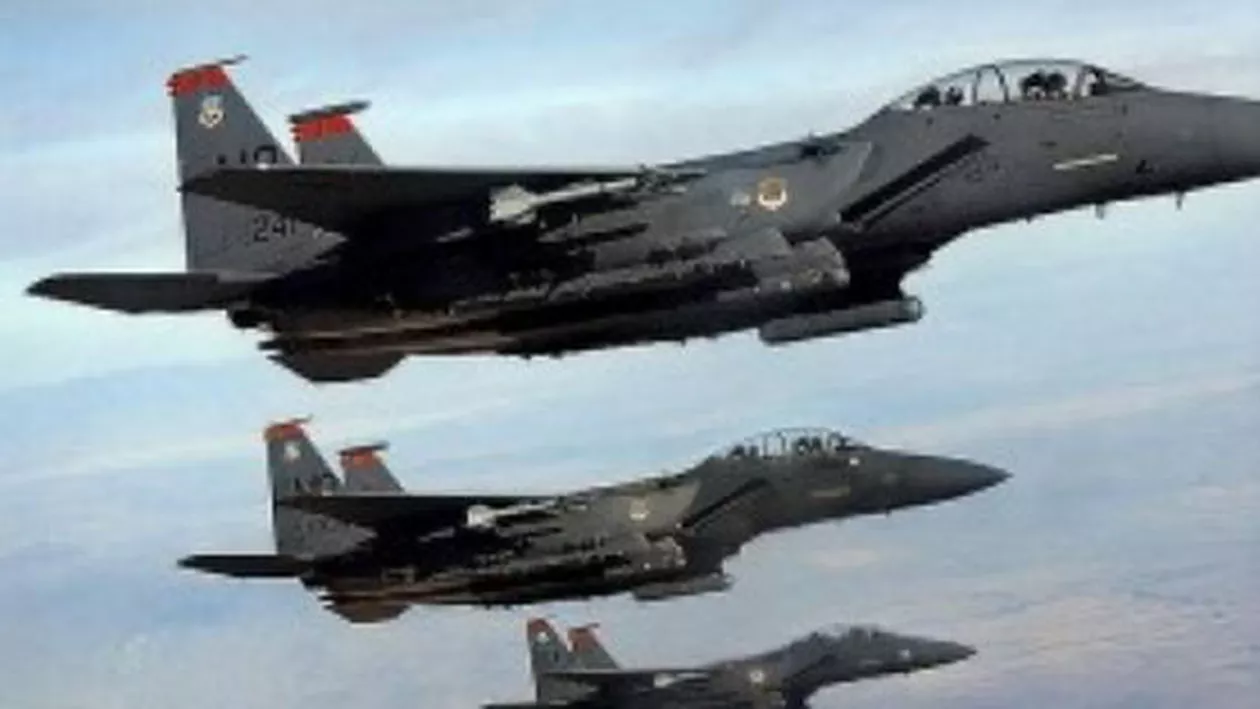 Două perechi de avioane rusești și americane s-au intersectat în spațiul aerian sirian