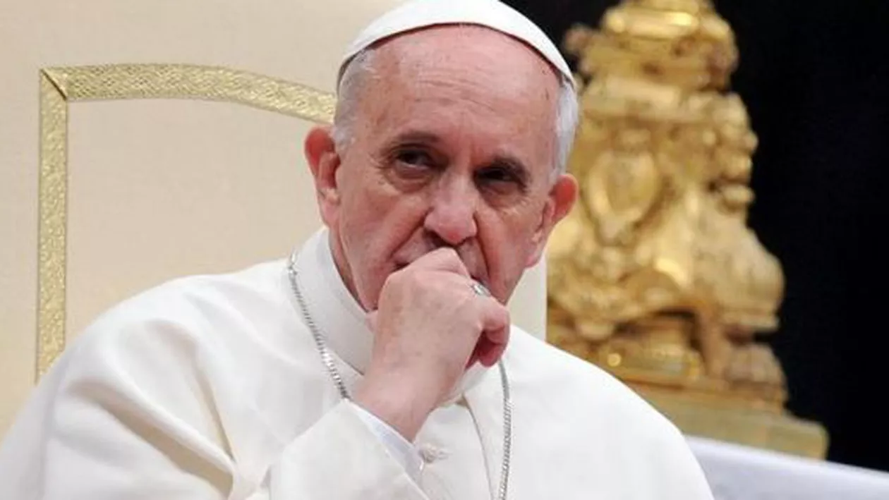 Papa Francisc a cerut iertare în Piața Sf. Petru, în numele Bisericii, pentru scandalurile de la Roma și Vatican