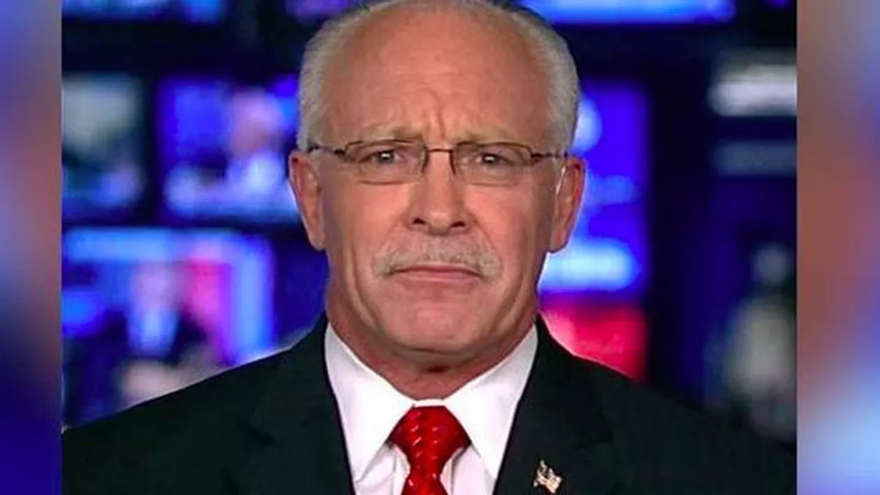 SUA: Un analist Fox News a minţit că a lucrat 27 de ani pentru CIA. El chiar a reușit devină consilier al armatei americane pentru o misiune din afara ţării