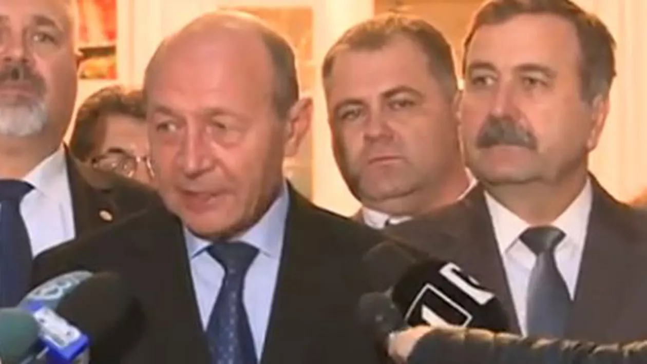 Nu considerăm potrivită politica privind cotele de refugiați: Traian Băsescu va participa la Congresul PPE din Spania (VIDEO)