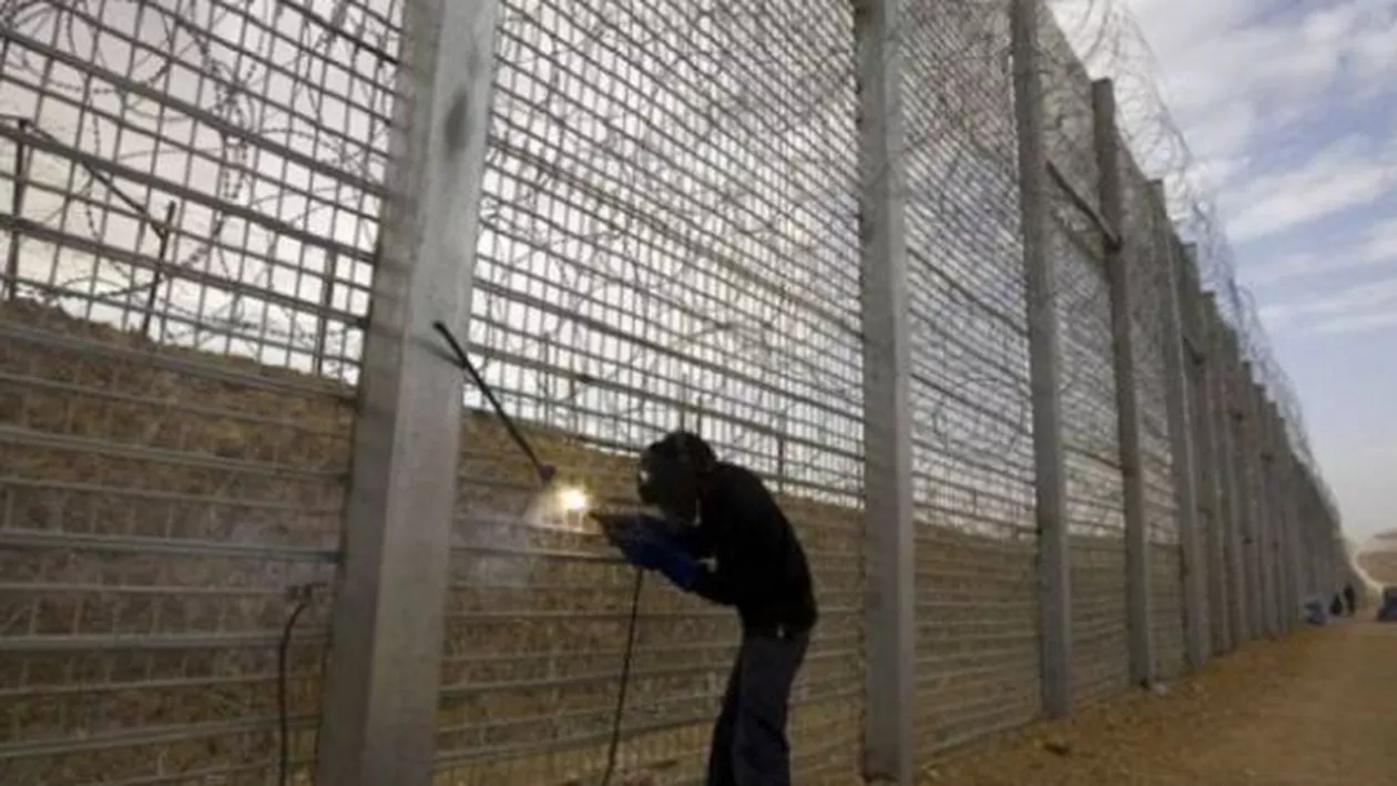 Criza imigranților: Letonia va consturi un gard cu o lungime totală de 90 de kilometri la granița cu Federația Rusă