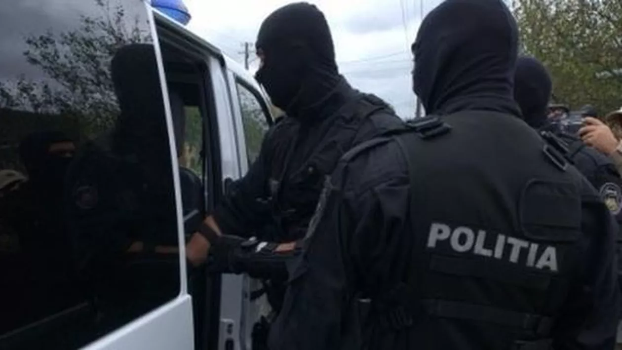 Percheziții DNA în județele Iași și Suceava pentru fapte de corupție și infracțiuni contra libertății persoanei