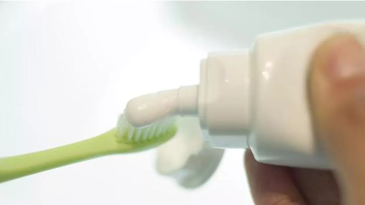 Aur la Salonul de Inventică pentru pasta de dinți ecologică românească