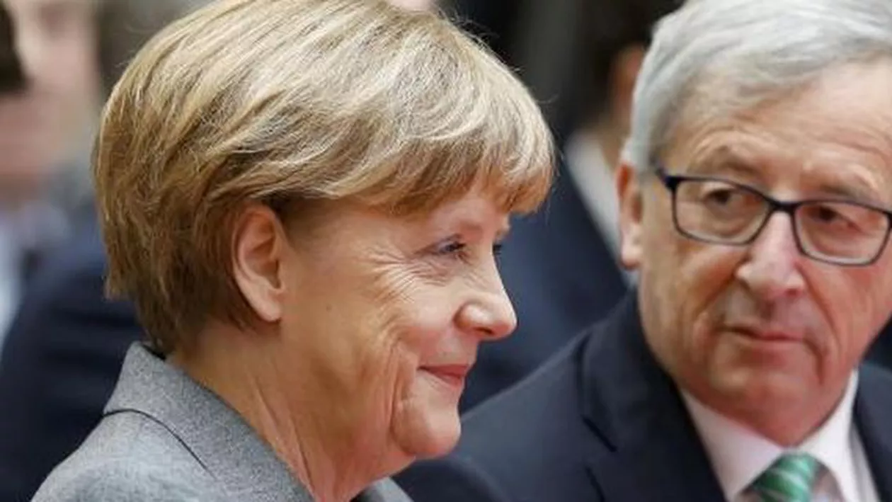 Jean Claude Juncker: Angela Merkel să continue politica de primire a refugiaților, să nu se lase abătută de la direcția ei de către sondaje