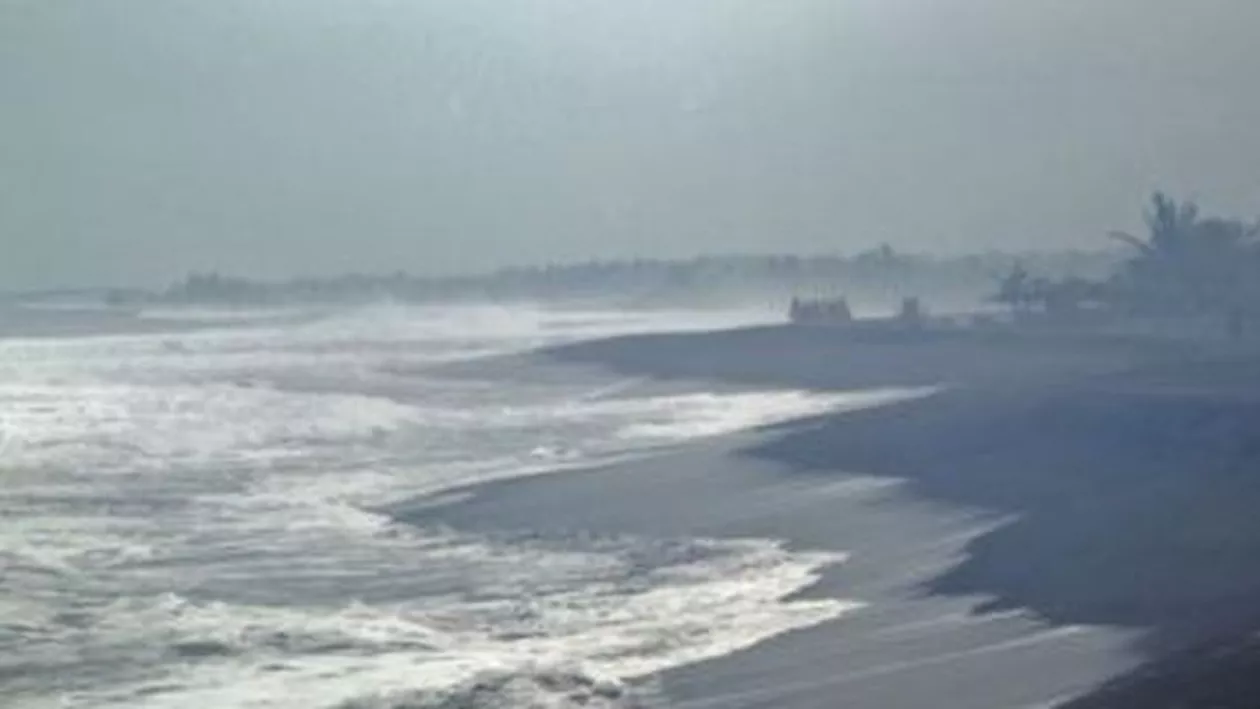 Cea mai mare furtună din istorie, Uraganul Patricia, a lovit coastele Mexicului. Autoritățile au dispus evacuarea locuitorilor