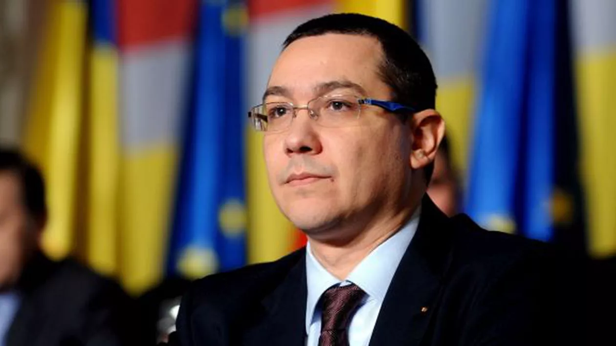 Premierul României, Victor Ponta: Le urez tuturor militarilor români toate gândurile bune de Ziua Armatei!