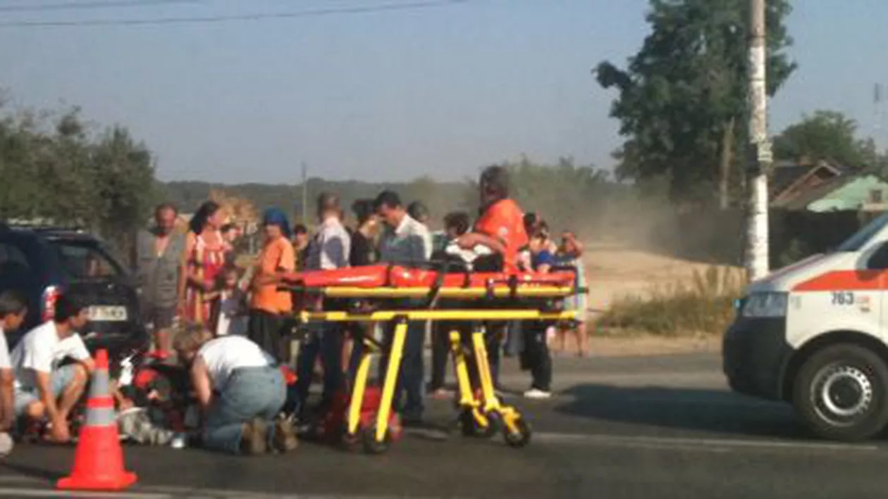 Accident rutier grav în Bacău, soldat cu doi morți și trei răniți, după ce o mașină a intrat într-o căruță