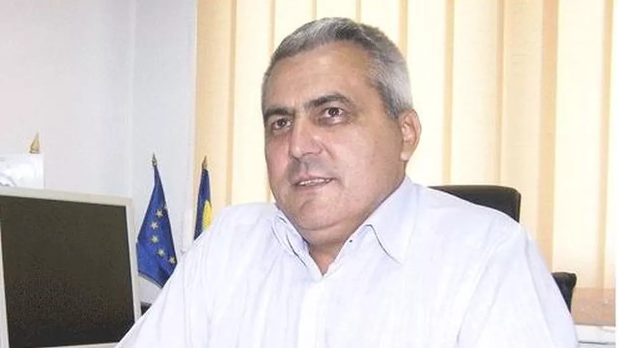 Iulian Surugiu: Pot fi amendați cetățenii care au claxonat coloana lui Iohannis, dar polițiștii trebuie să înțeleagă cetățenii (VIDEO)