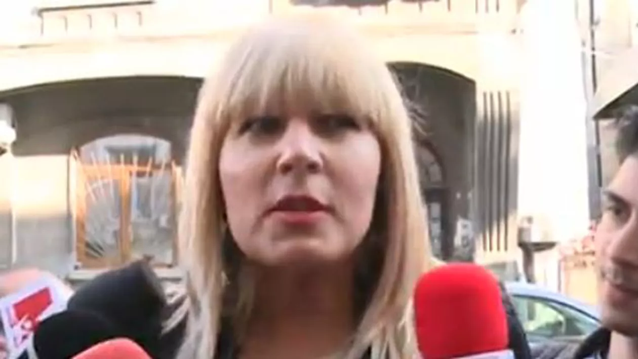 ”Unii sunt discriminați, scoși cu cătușe și filmați, alții vin la DNA fără să-i vadă cineva”. Udrea: Data trecută îmi pregătiseră camera la arest cu o săptămână înainte. Toată lumea știa că voi fi arestată (VIDEO)