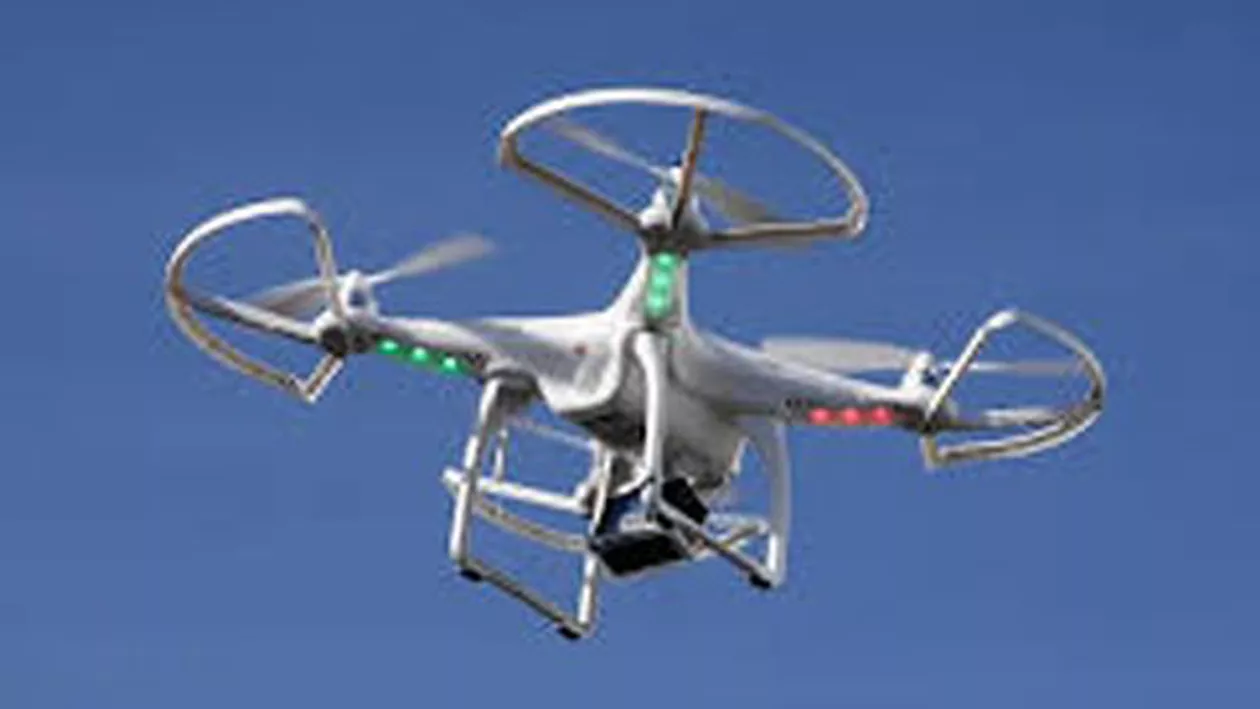 Nou record mondial, doborât de un inginer din Harghita: El a reușit să țină în aer o dronă de mici dimensiuni timp de două ore