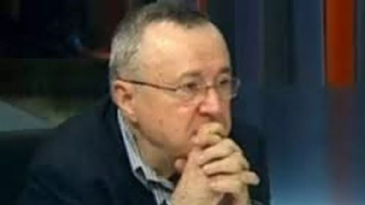 Ion Cristoiu: Folosirea Străzii pentru forțarea alegerilor anticipate, favorabile PNL și lui Klaus Iohannis