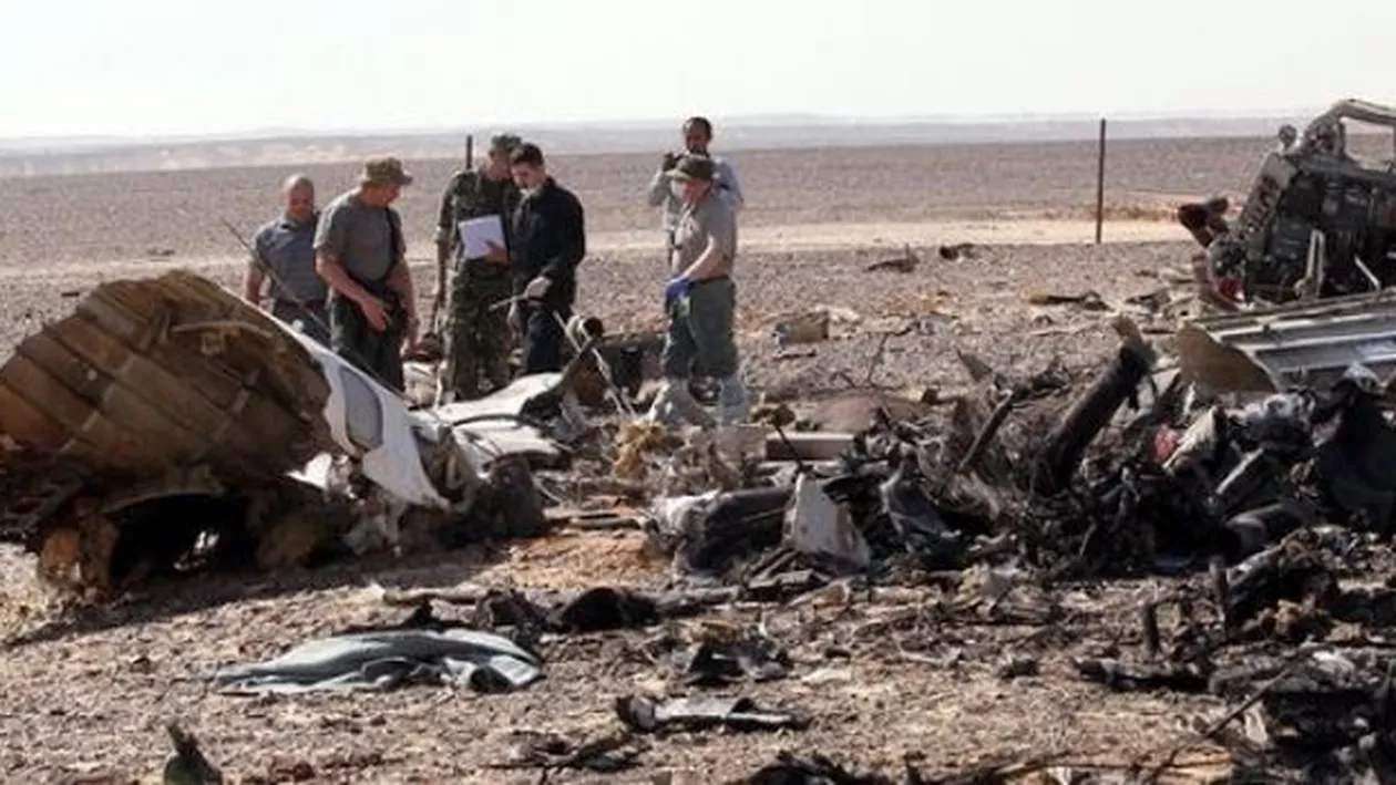 Serviciile de informații americane și britanice susțin posibilitatea unei bombe la bordul avionului rusesc prăbușit în Egipt