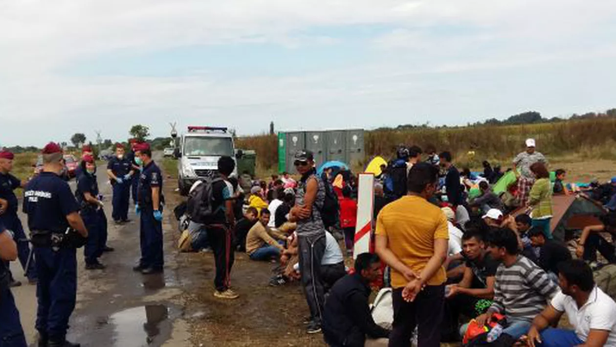 Criza imigranților: Ungaria ar putea extinde gardul de la frontiera cu România