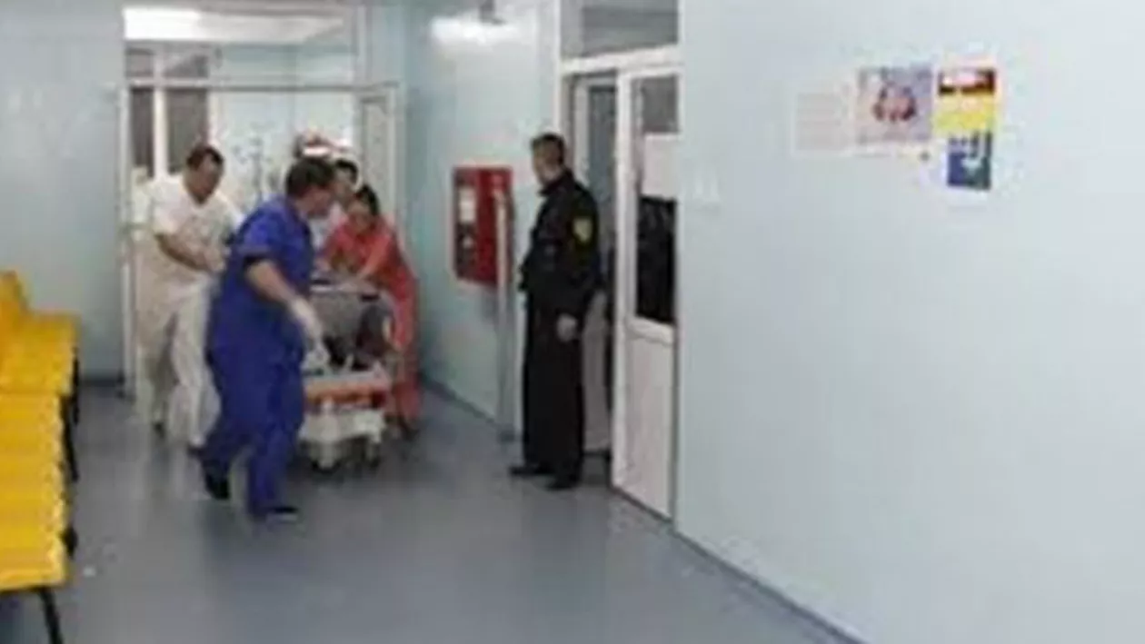 Surse: Aproape toate marile spitale funcţionează doar cu autorizaţii temporare