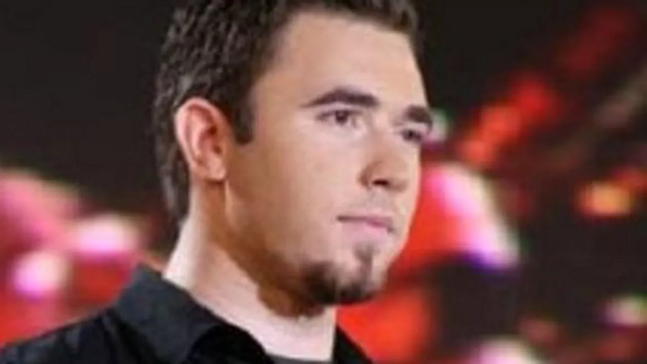 Andrei Găluţ, solistul trupei Goodbye to Gravity, unul dintre răniții transferați în Olanda