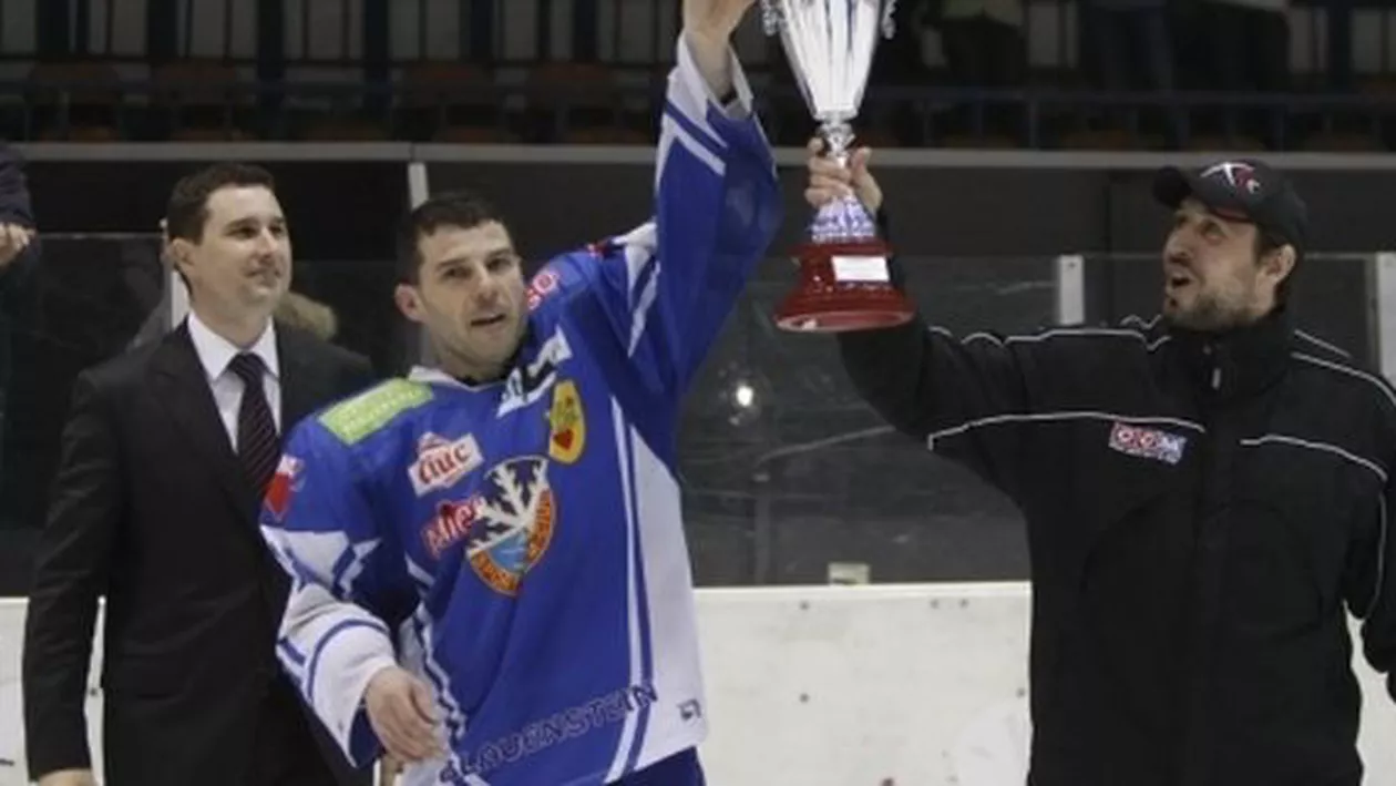 Miercurea Ciuc: Fostul hocheist Endre Kosa a murit după ce a căzut de la etajul zece al unui bloc