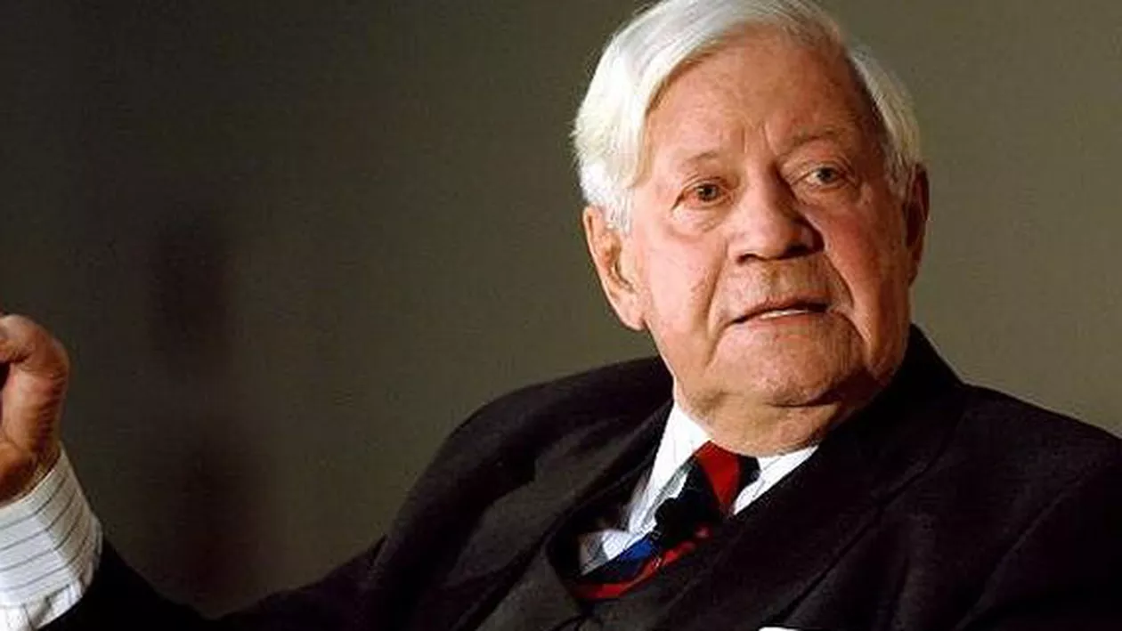 Fostul cancelar al Germaniei Helmut Schmidt a murit la vârsta de 96 de ani