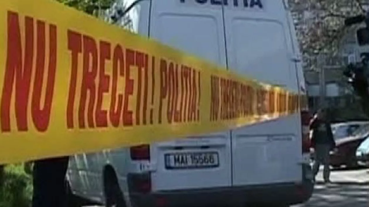 Iași: Procurorii Parchetului de pe lângă Tribunalul Iași l-au reținut pentru 24 de ore pe studentul care este acuzat că și-a înjunghiat colegii de cameră