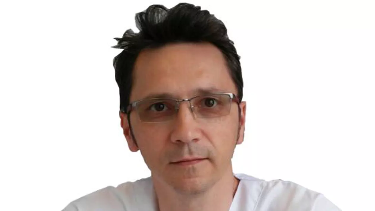 Medic chirurg: Nu mai vrem să ne numărăm morții. Nu mai vrem conducători care să se plângă de “sistem”, sistem pe care ei îl reprezintă