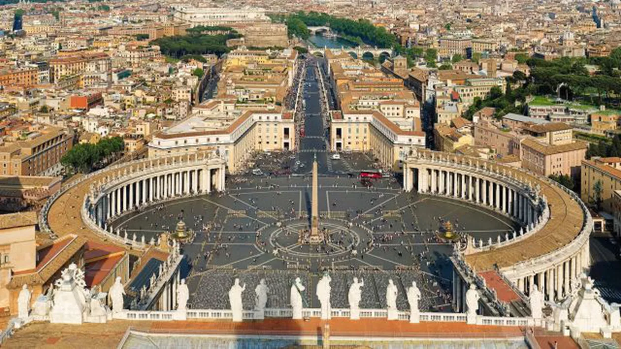 Vatican: Anchetă în cazul a doi jurnaliști italieni pentru complicitate la divulgarea de informații confidențiale