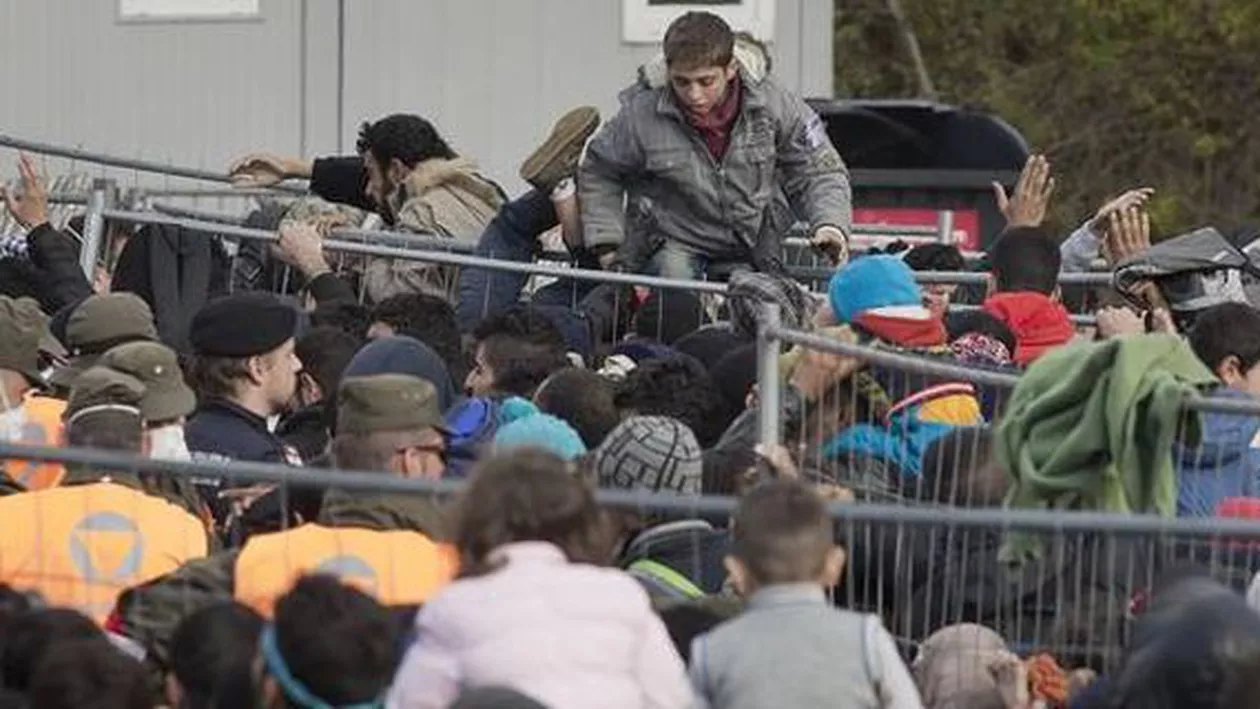 Austria va construi un gard pe o porțiune din frontiera cu Slovenia pentru a întări controlul asupra afluxului de imigranți