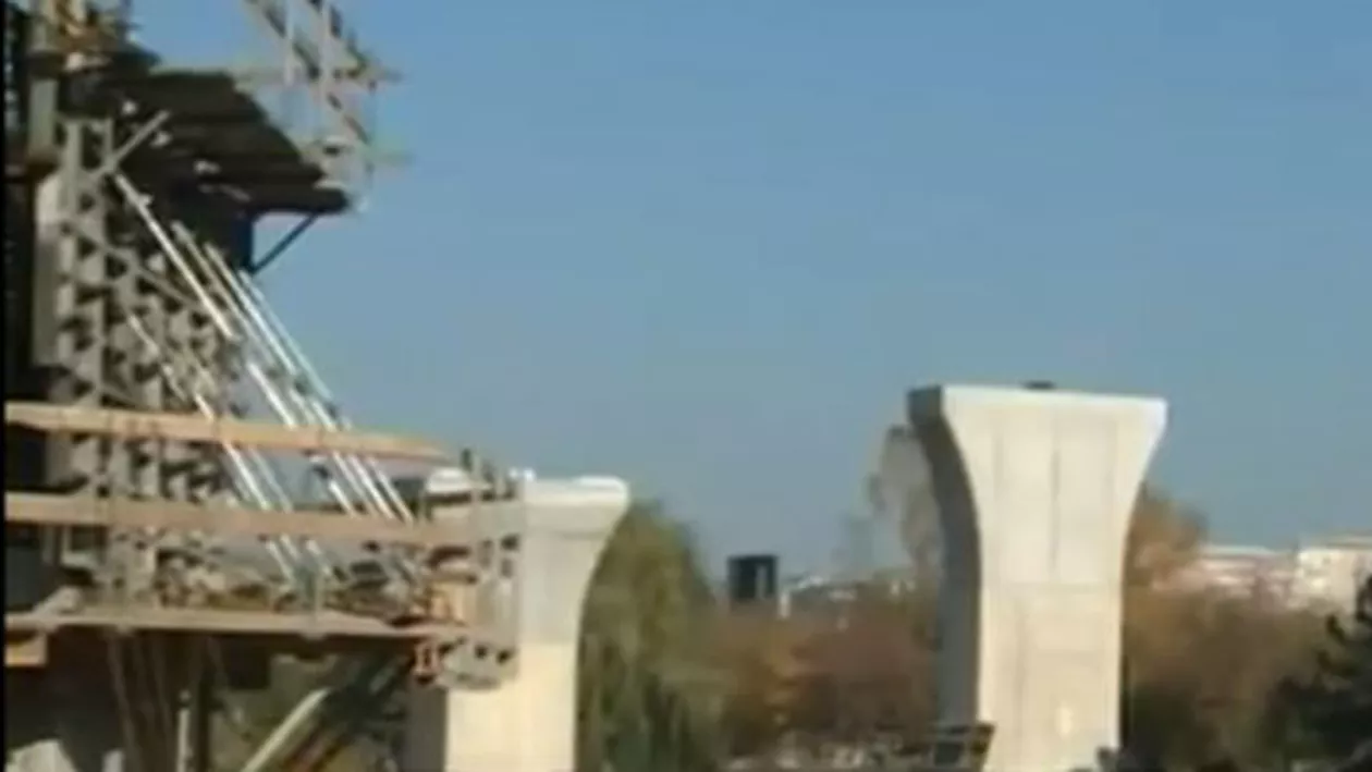 Primăria Generală este obligată să demoleze Pasajul de la Ciurel, construit în proporţie de 40%