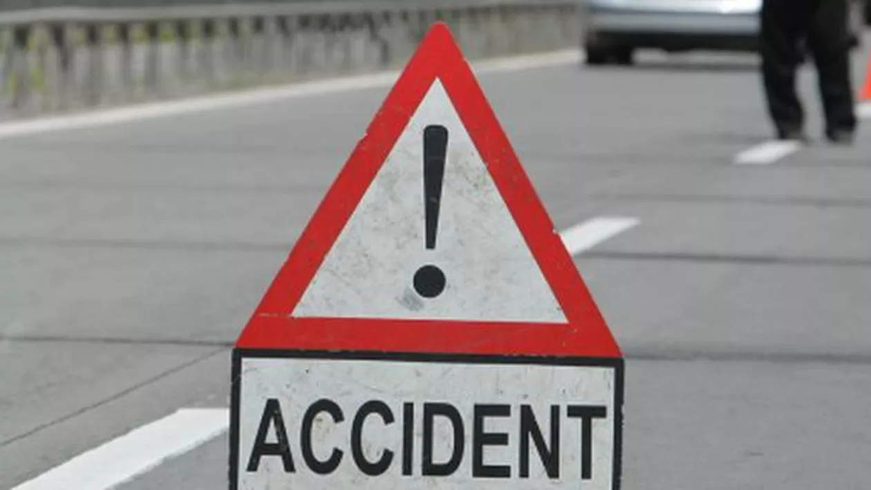 Accident în Ungaria: Un mort și 15 răniți după ce un microbuz din România s-a ciocnit cu un autoturism