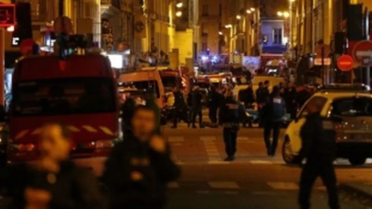 Măsuri la nivel internațional după atentatele din Paris: Ţările din G20 vor impune controale mai stricte la graniţe şi pe aeroporturi