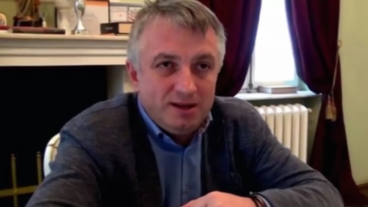 Marius Bostan, ministrul propus la Comunicații, deține un site controversat. Cu câteva zile înainte de propunere, acesta declara că partidele ar trebui să se afle la putere