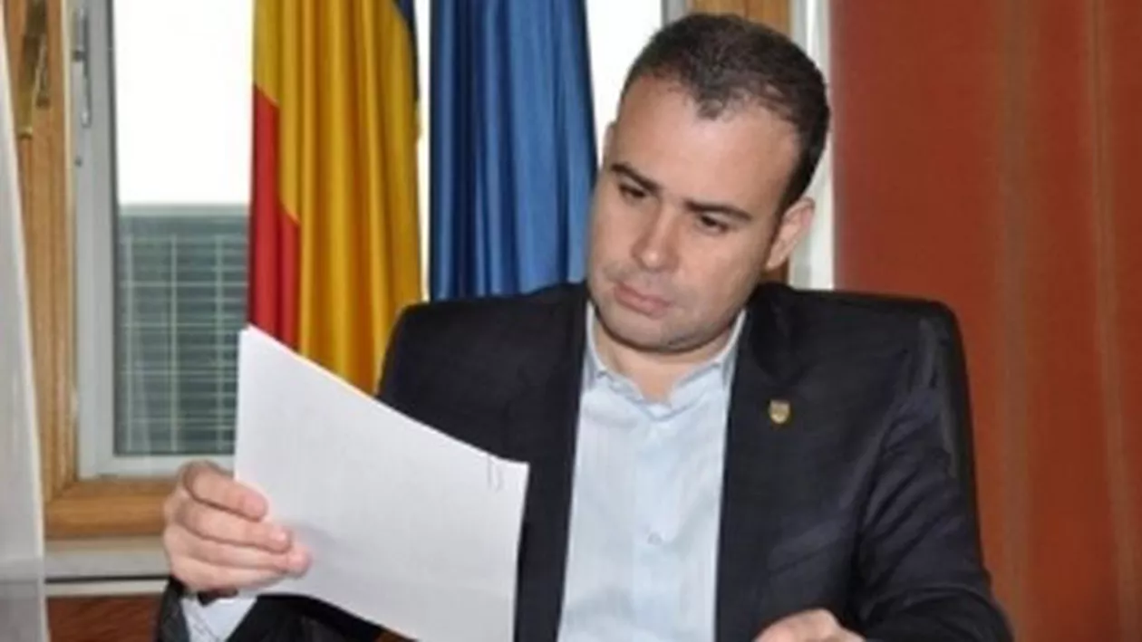 Darius Vâlcov, sub control judiciar în cel de-al treilea dosar penal: Fostul ministru, acuzat de luare de mită și trafic de influență