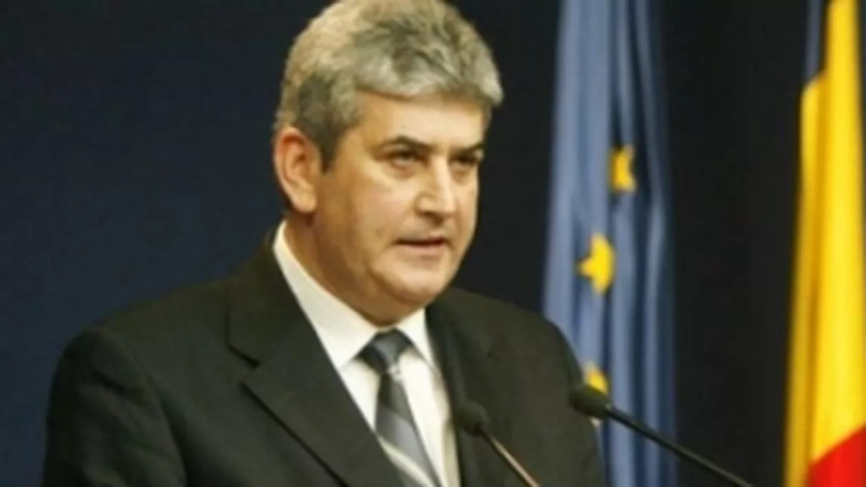 Gabriel Oprea și-a făcut bilanțul de ministru la Interne: La MAI s-au înregistrat progrese importante în ceea ce priveşte îmbunătăţirea cadrului normativ şi a bazei materiale din cadrul ministerului