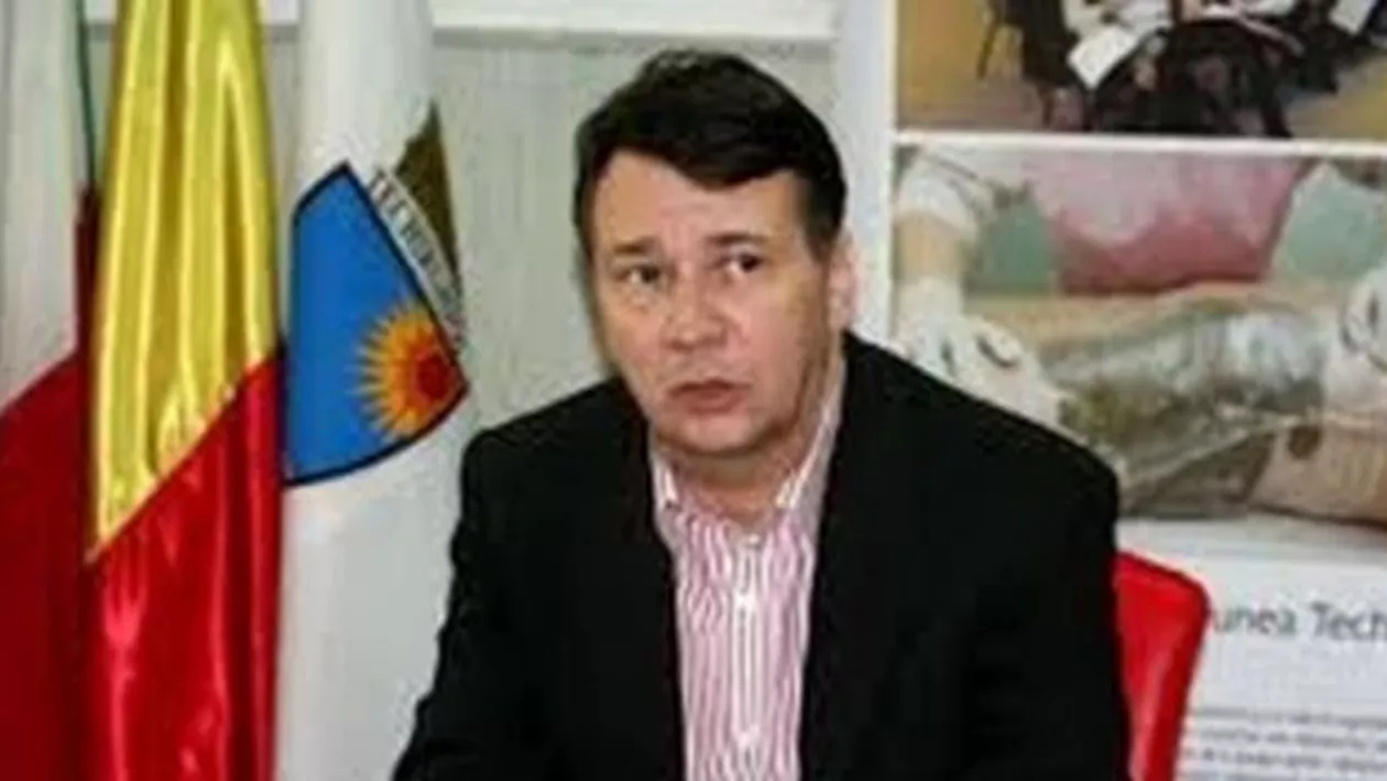 Primarul suspendat din Techirghiol, trimis în judecată de DNA