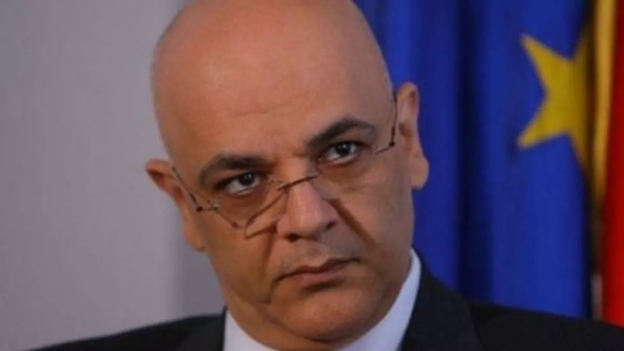 Tolontan: Raed Arafat nu era străin de "sponsorizările" pe care le primeau inspectorii ISU. Ca în cazul clubului Colectiv