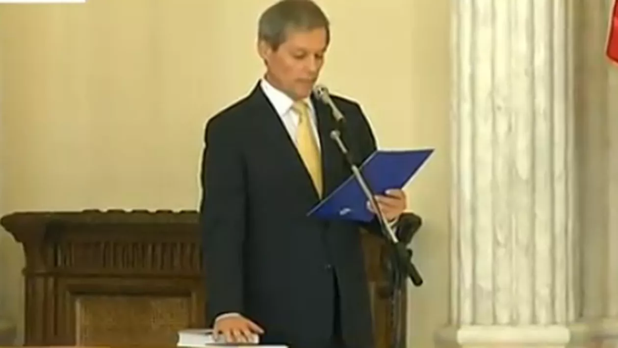 Membrii Guvernului Cioloș au depus jurământul de învestitură (VIDEO)