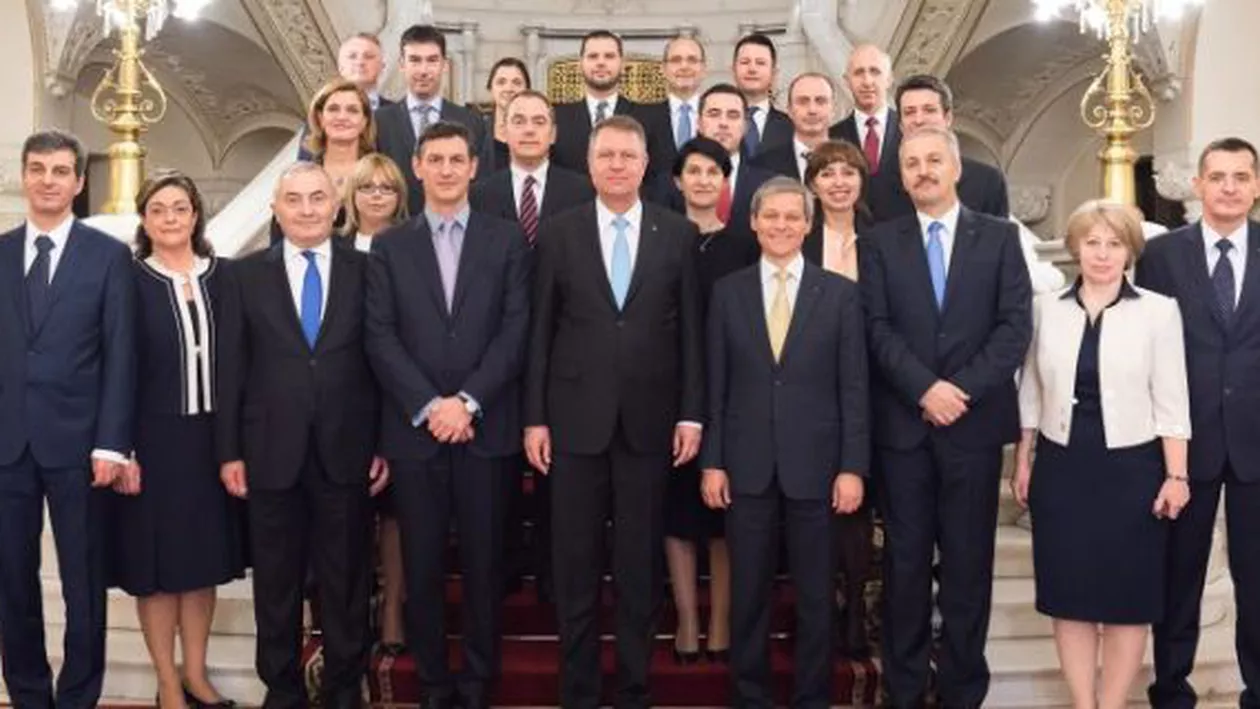 Cabinetul Cioloș, în presa internațională: Guvernul tehnocrat a primit votul de învestitură pentru un an destinat reformelor și combaterii corupției