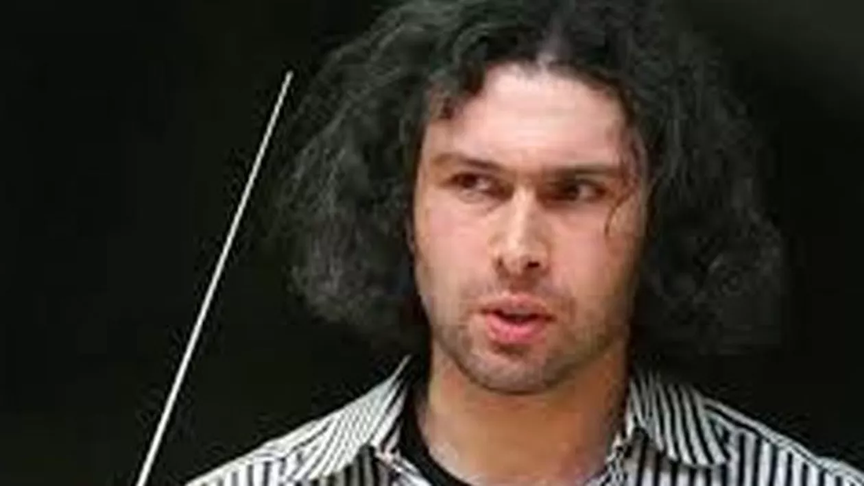 Dirijorul Vladimir Jurowski, noul director artistic onorific al Festivalul Enescu pentru ediția din 2017
