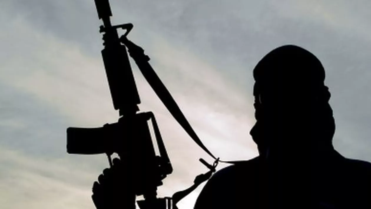 Atentate Paris: Ultimul terorist rămas în viață ar fi fost reperat la periferia Bruxelles-ului