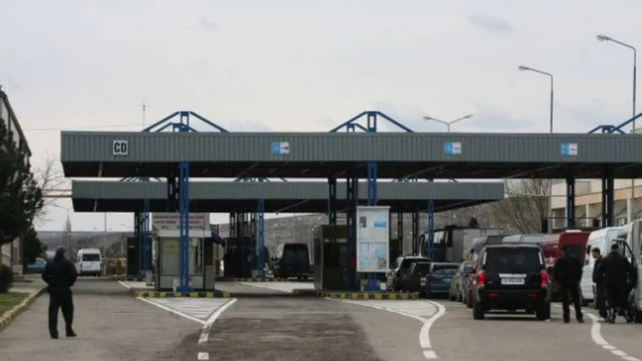 Aglomeraţie în Vama Albiţa, cauzată de controalele amănunțite