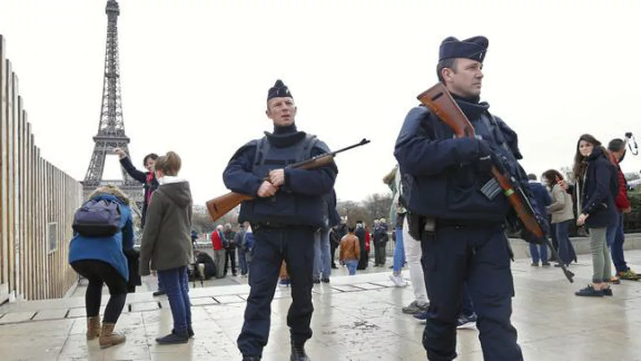 Persoanele care se întorc în Franţa din Siria sau Irak fac obiectul unei urmăriri, anunță Ministerul francez de Justiţie