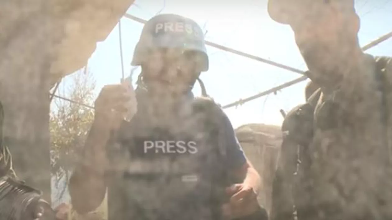 Trei ziaristi ruşi au fost răniţi de o rachetă antitanc, în nord-vestul Siriei (VIDEO)