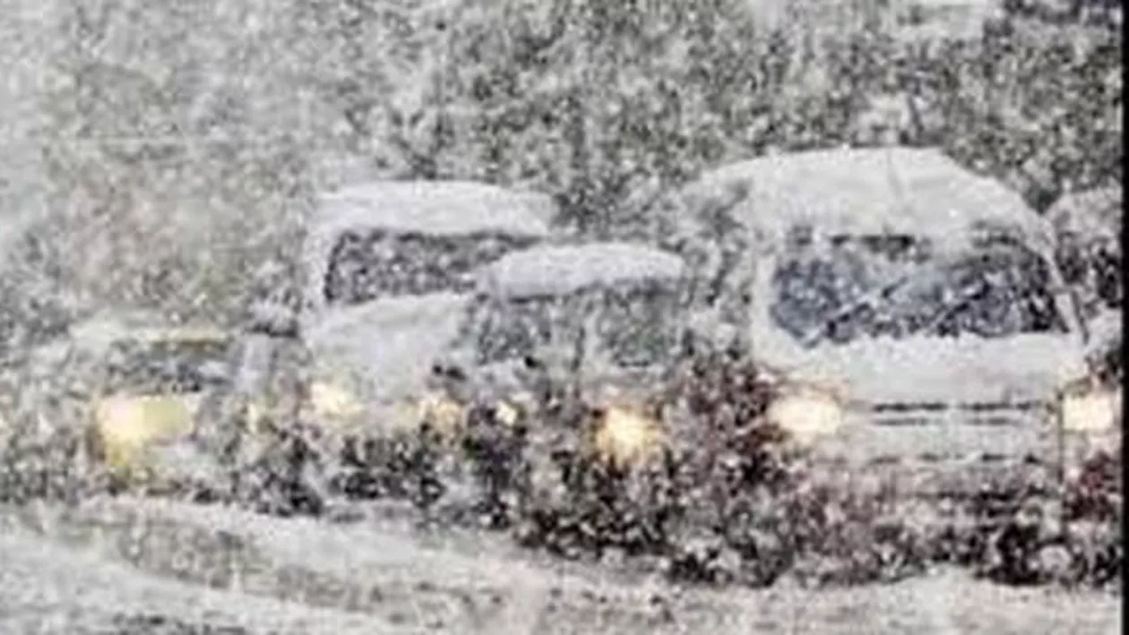 Iarna și-a intrat în drepturi, în 14 județe este cod galben de ninsori