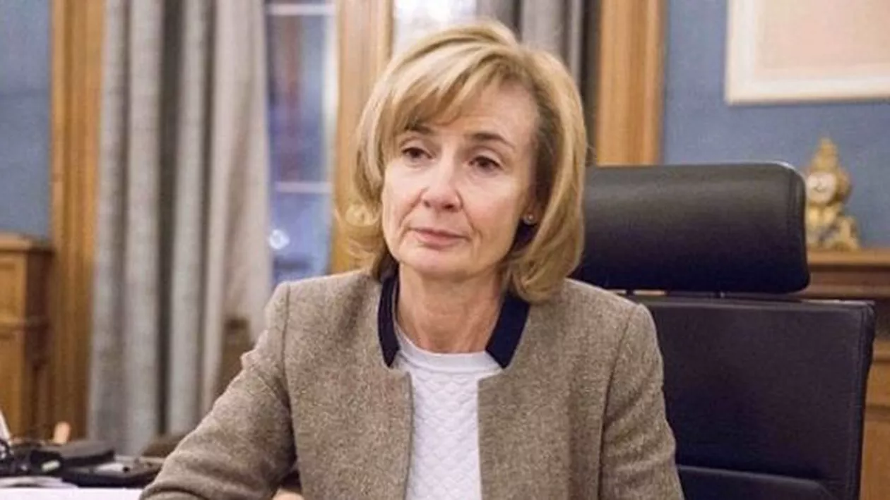 Primarul din Molenbeek a primit o listă detaliată cu teroriștii de la Paris, cu o lună înainte de atentate: „Ce era să fac cu ea? Nu este treaba mea să urmăresc posibili teroriști"