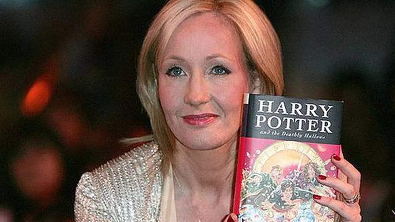 Autoarea J.K. Rowling, dezvăluiri despre povestea de succes a seriei “Harry Potter”