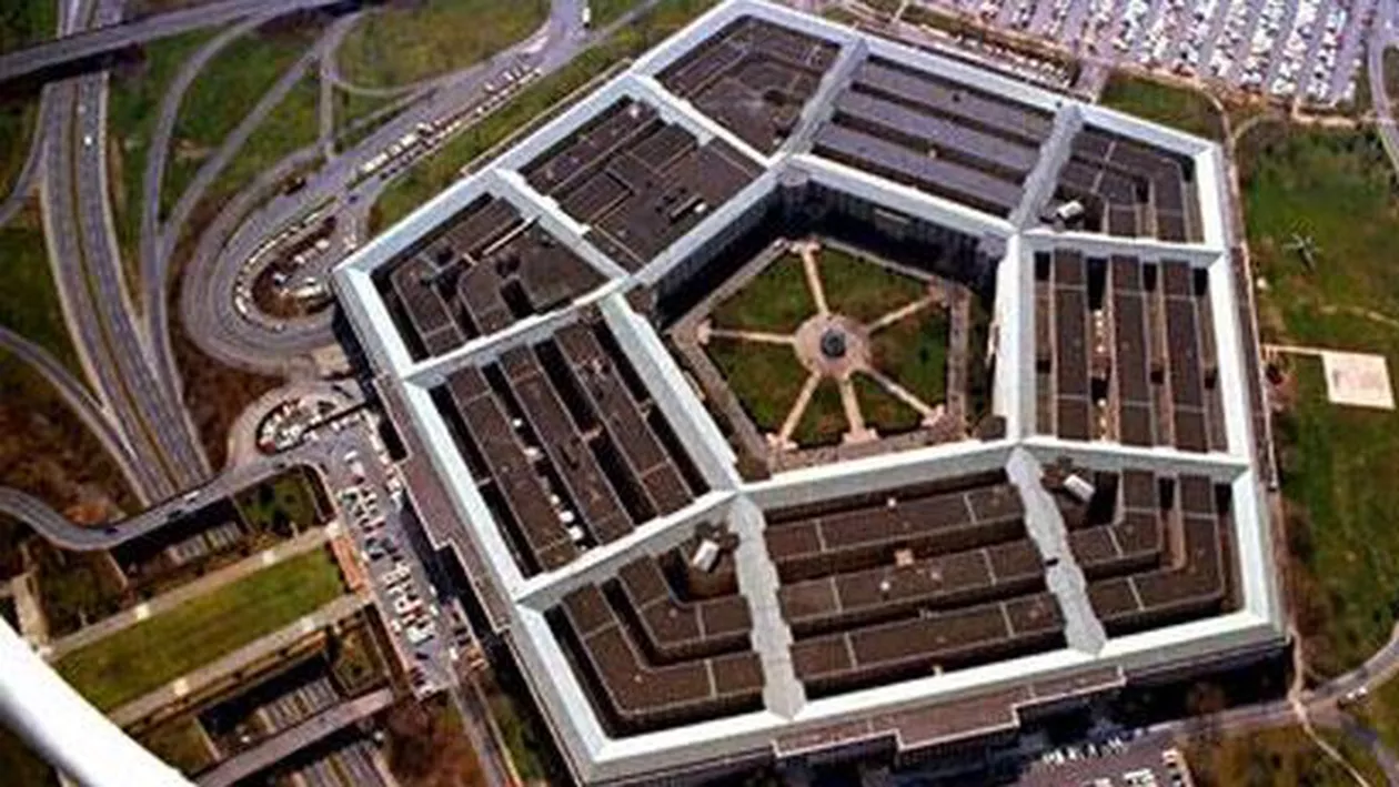 Pentagon: 70 de piese de echipament militar american vor ajunge marți în România, din Germania