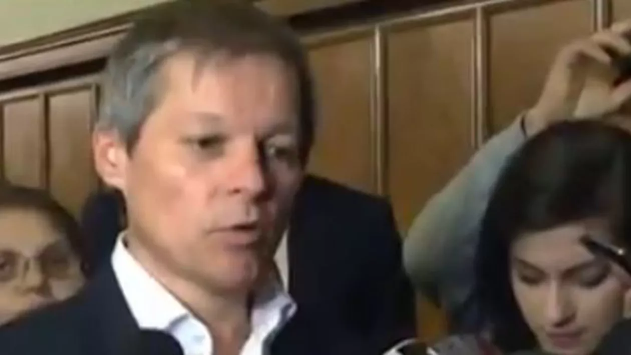 Ziua porților deschise la Palatul Victoria. Dacian Cioloș: E bine să ne facem treaba acolo unde suntem, indiferent de loc și pe ce perioadă (VIDEO)
