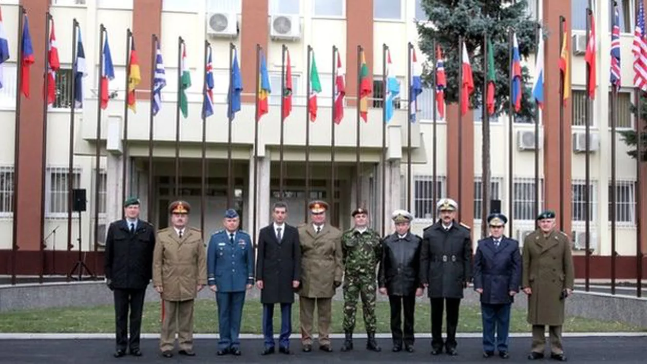 MApN: A fost activat Comandamentul multinațional de divizie Sud-Est al NATO