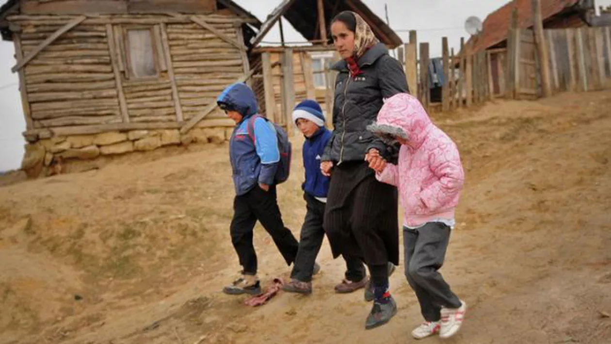 Eurostat: Peste un sfert din copiii din UE, la risc de sărăcie. În România sunt peste jumătate